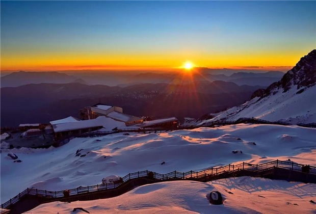 玉龍雪山，心中的山河，夢(mèng)的起點(diǎn)